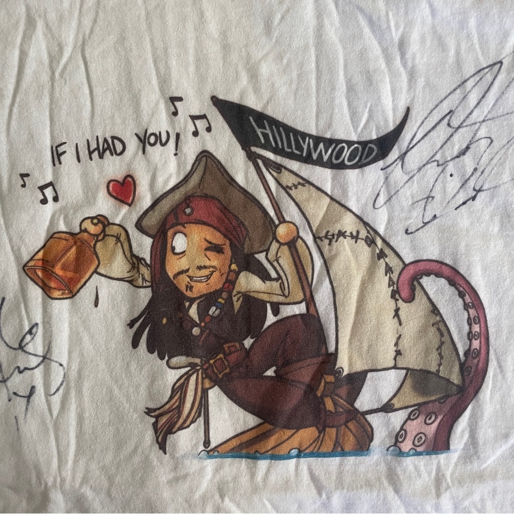 POTC Hillywood Show Captain Jack T- Signed
